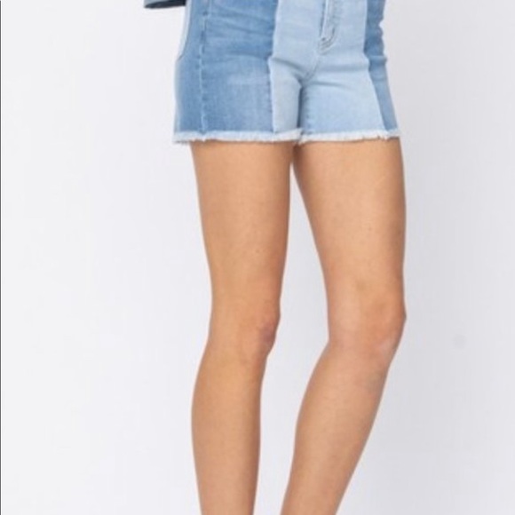 Judy Blue - Picture 3 of 3